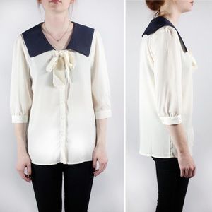 COMME TOI blouse NWT w/square collar, buttons, bow