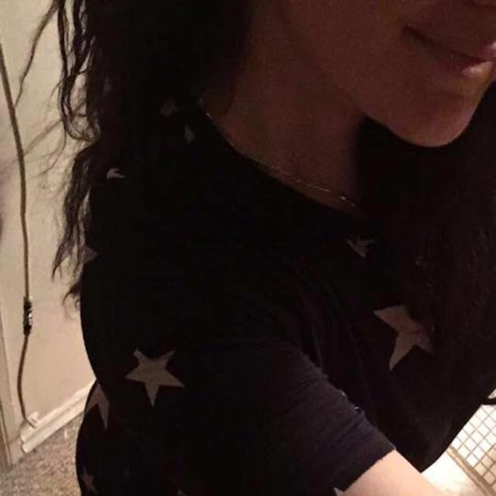 Meet your Posher, Alexis