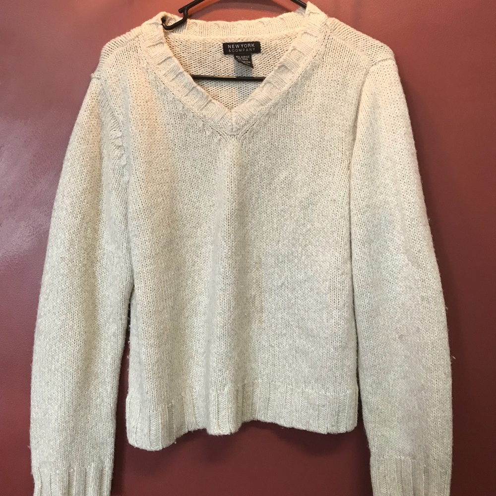 New York and Co comfy sweater