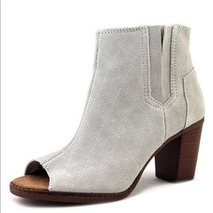Basically new toms Majorca peep toe bootie