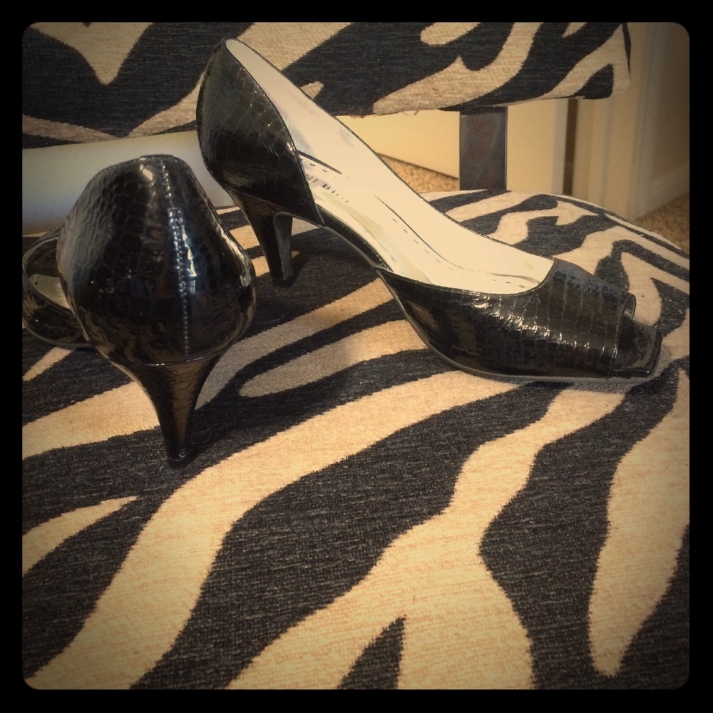 Gianni Bini Black Leather Open Toe Pump