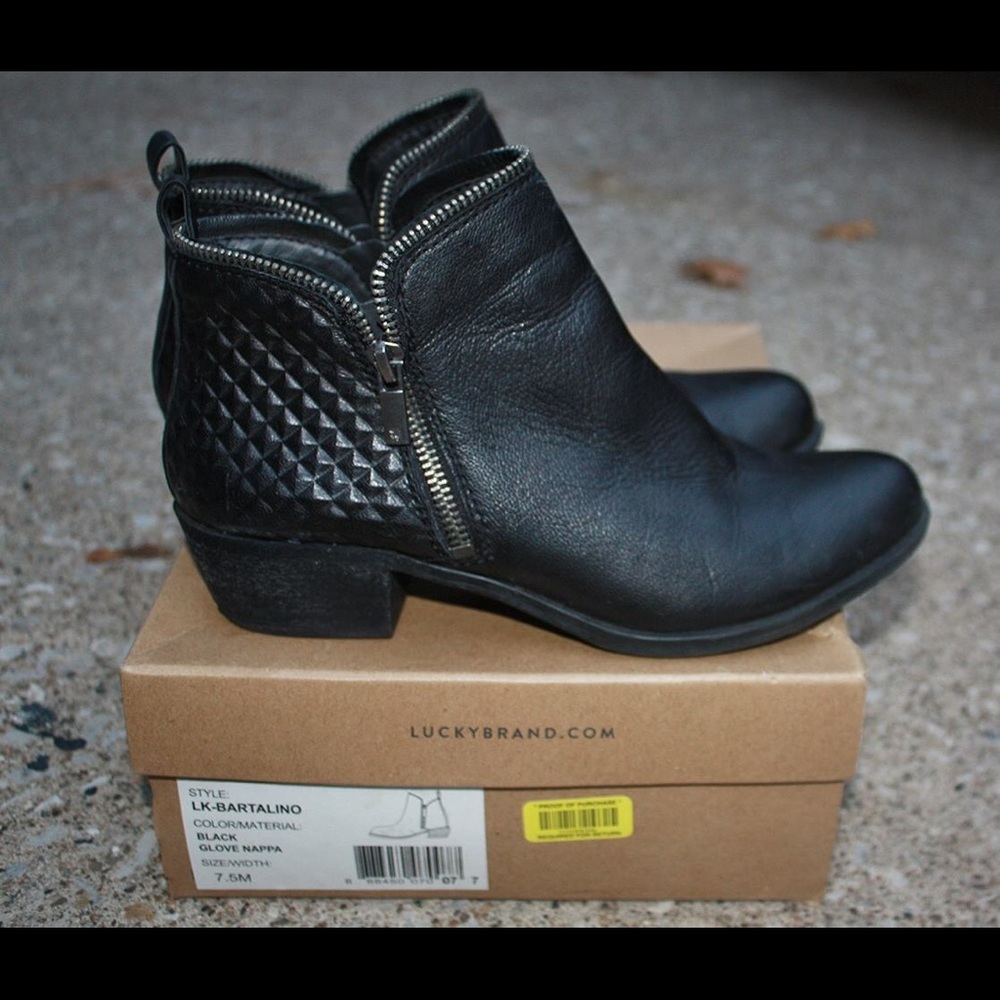 Lucky Brand Bartalino Black Zip Booties 7.5M