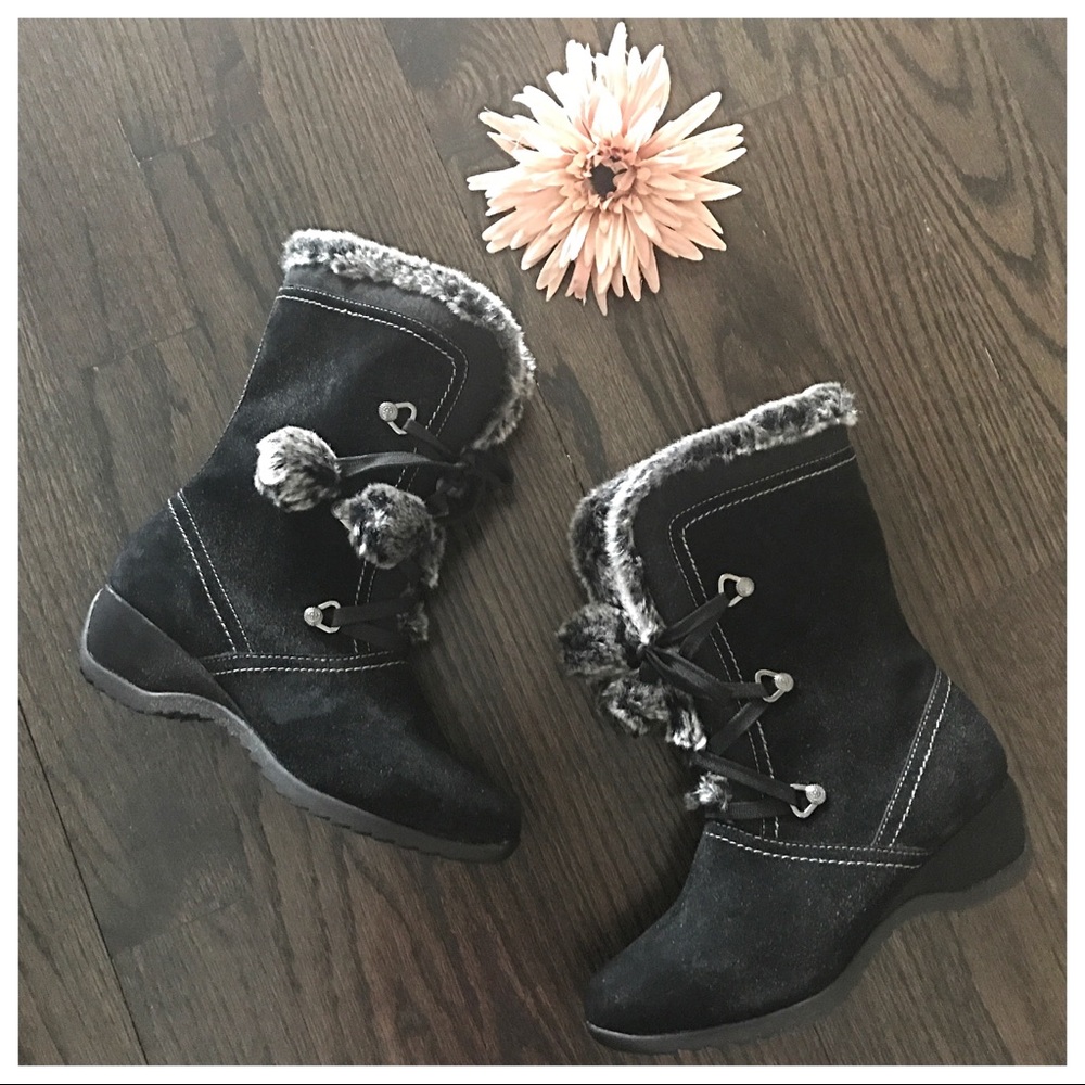 Sporto Black & Gray Suede Pom Pom Winter Boots