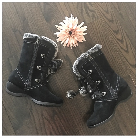 Sporto Black & Gray Suede Pom Pom Winter Boots - Picture 2 of 8