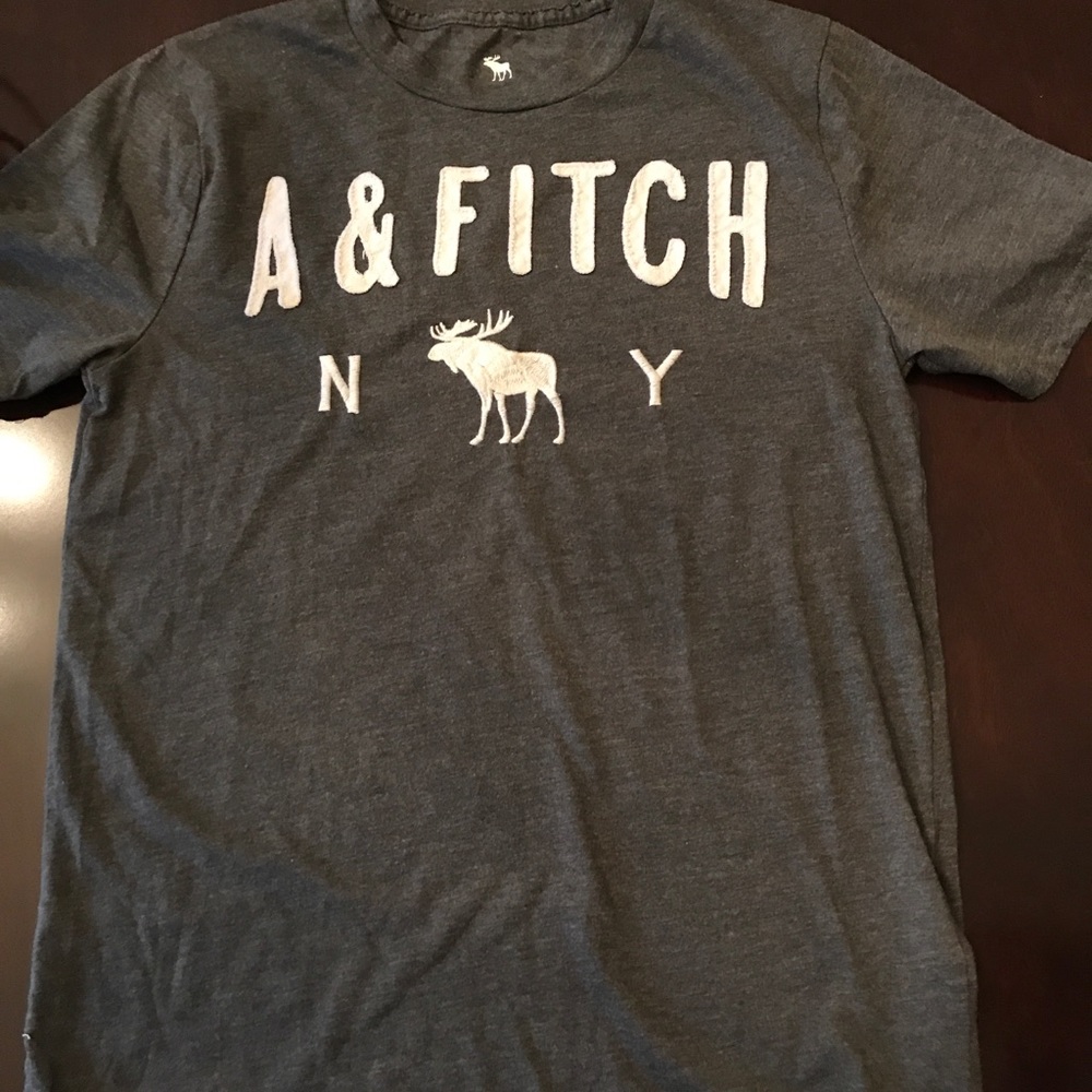 Soft youth Abercrombie shirt