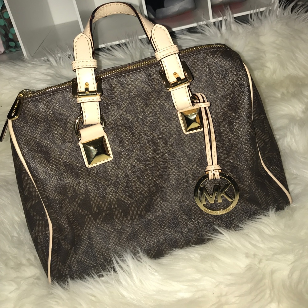 Authentic Micheal Kors Grayson