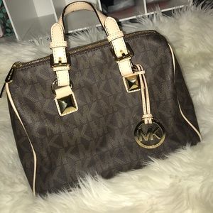 Authentic Micheal Kors Grayson