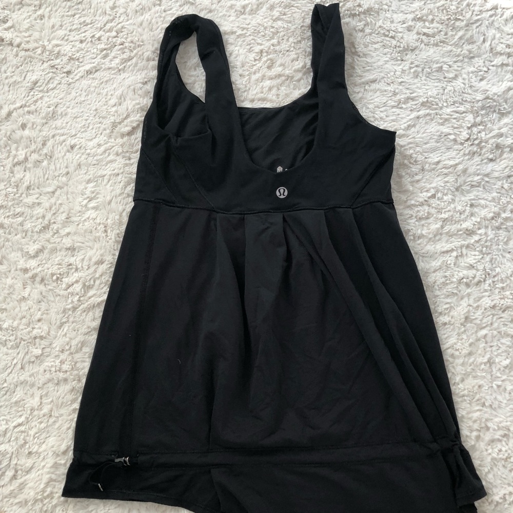 Lululemon tank
