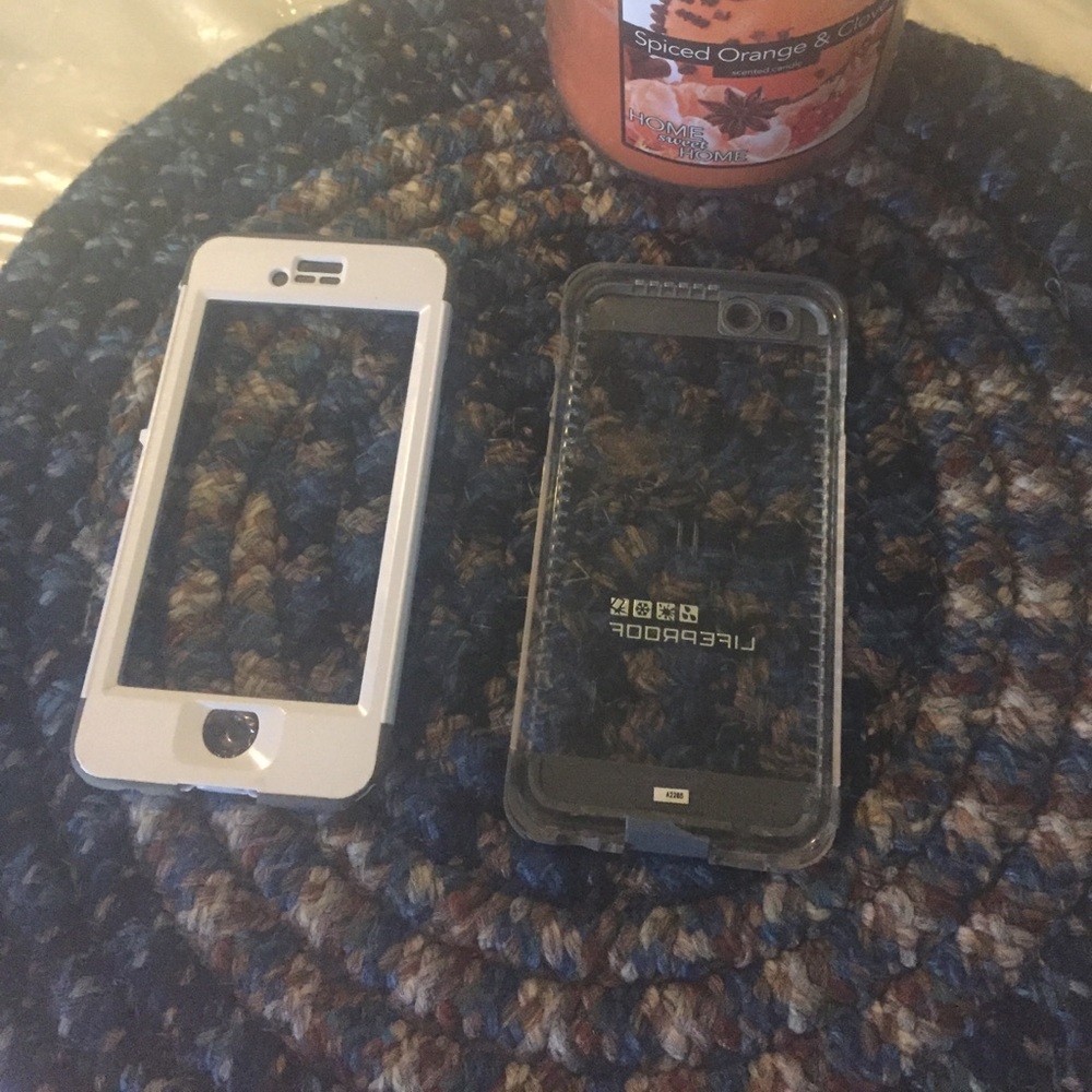 iPhone 6 life proof case.