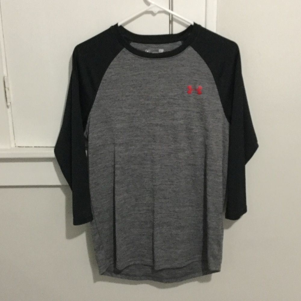 Men's under Armour long sleeve shirt