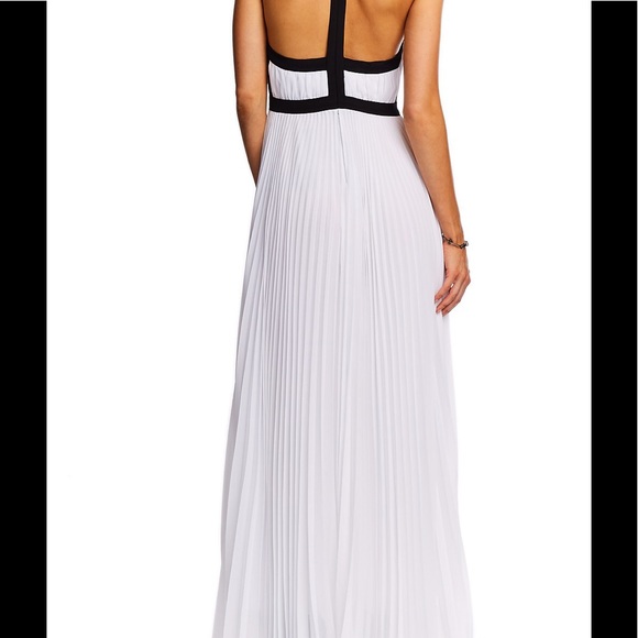 NWT- Gladiator halter dress - Picture 3 of 7
