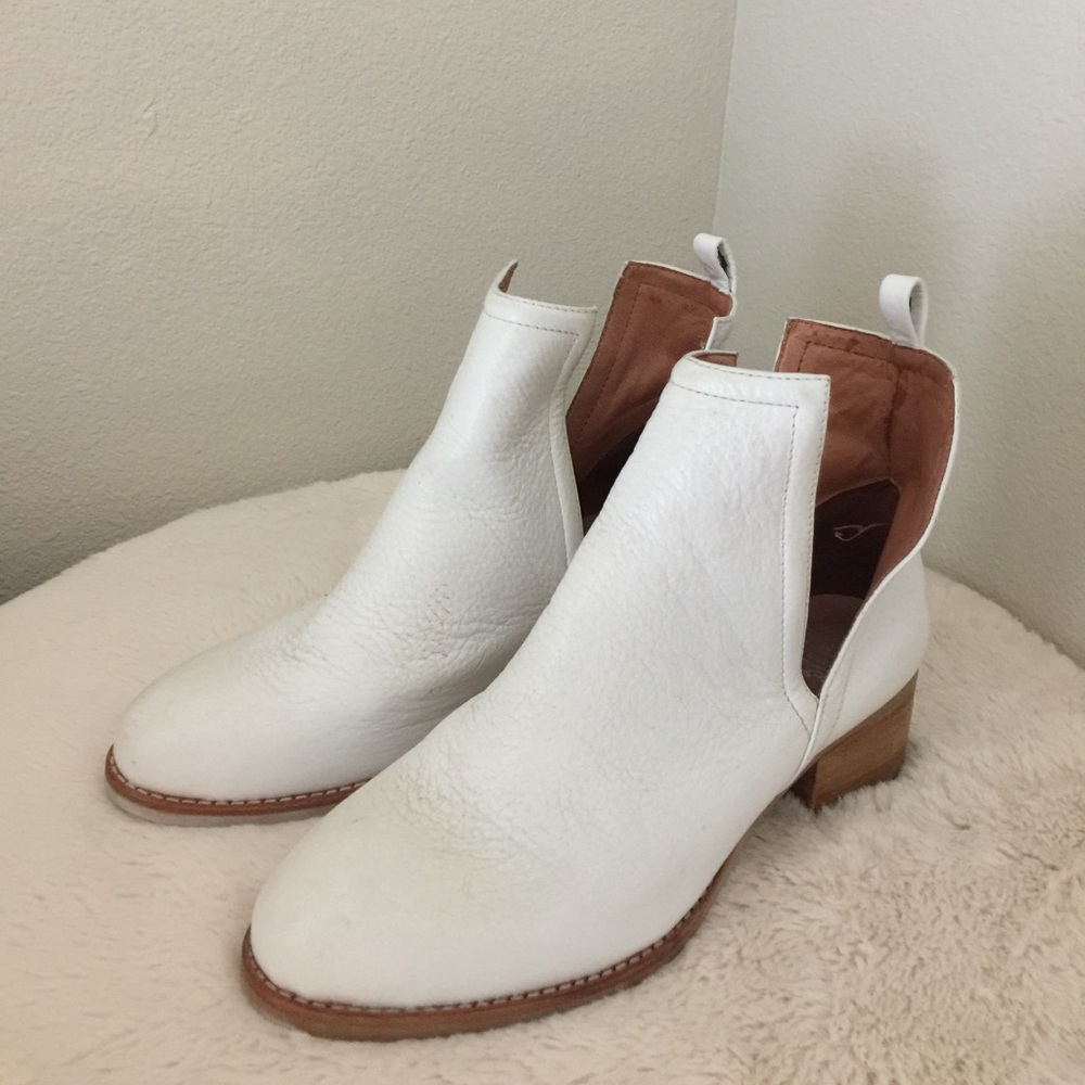 A classic white leather! A MUST for all closets!