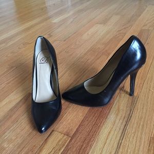 Delicious brand black stilettos