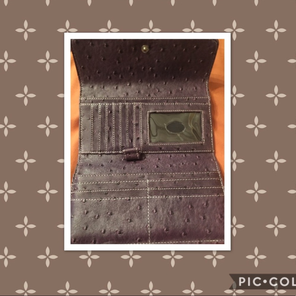 Guess Wallet - Picture 4 of 5