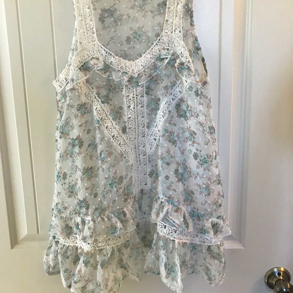 Ruby Rose Floral and Crochet Top