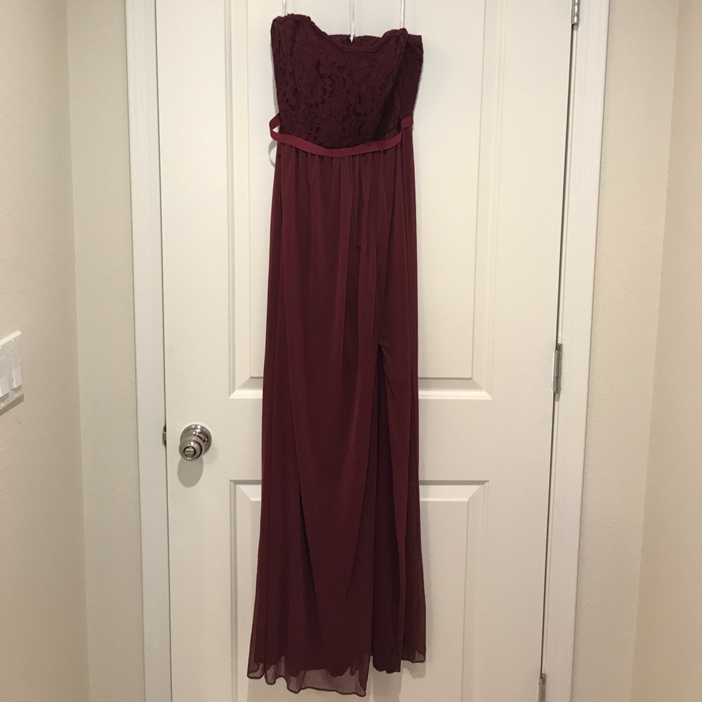 David’s Bridal Wine Bridesmaid Dress F18095