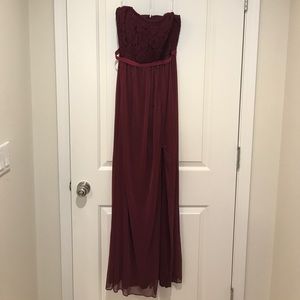 David’s Bridal Wine Bridesmaid Dress F18095