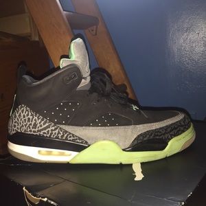 Air Jordan son of mars