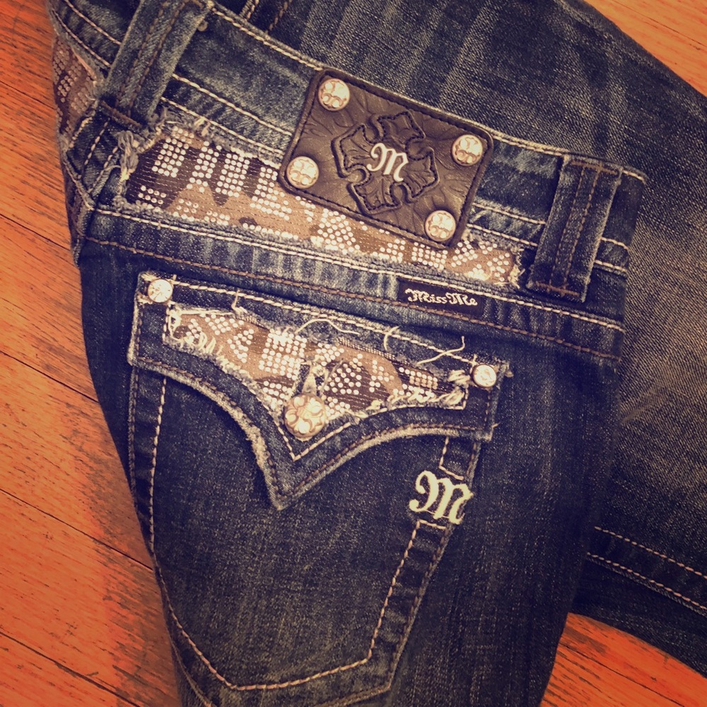 Miss Me 31 boot cut jeans.