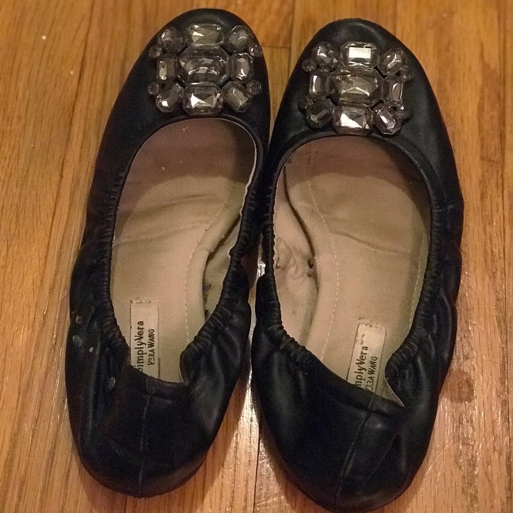 Simply Vera flats