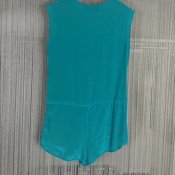 Rory Becca silk romper size M - Picture 6 of 6