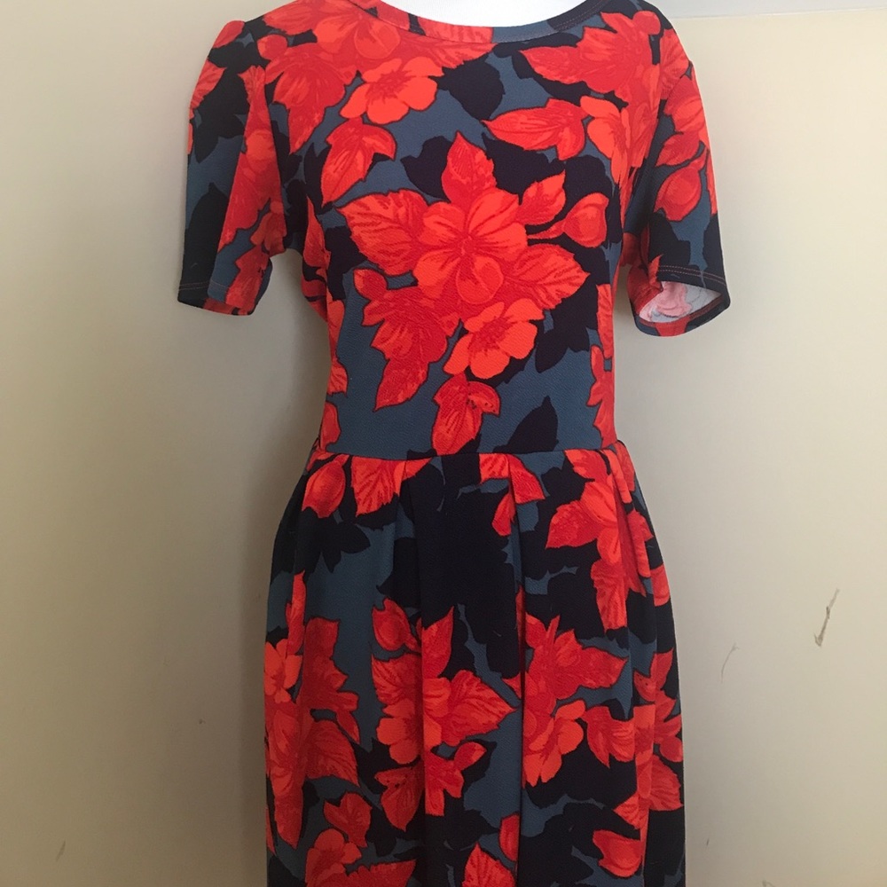 Lularoe xl Amelia floral EUC