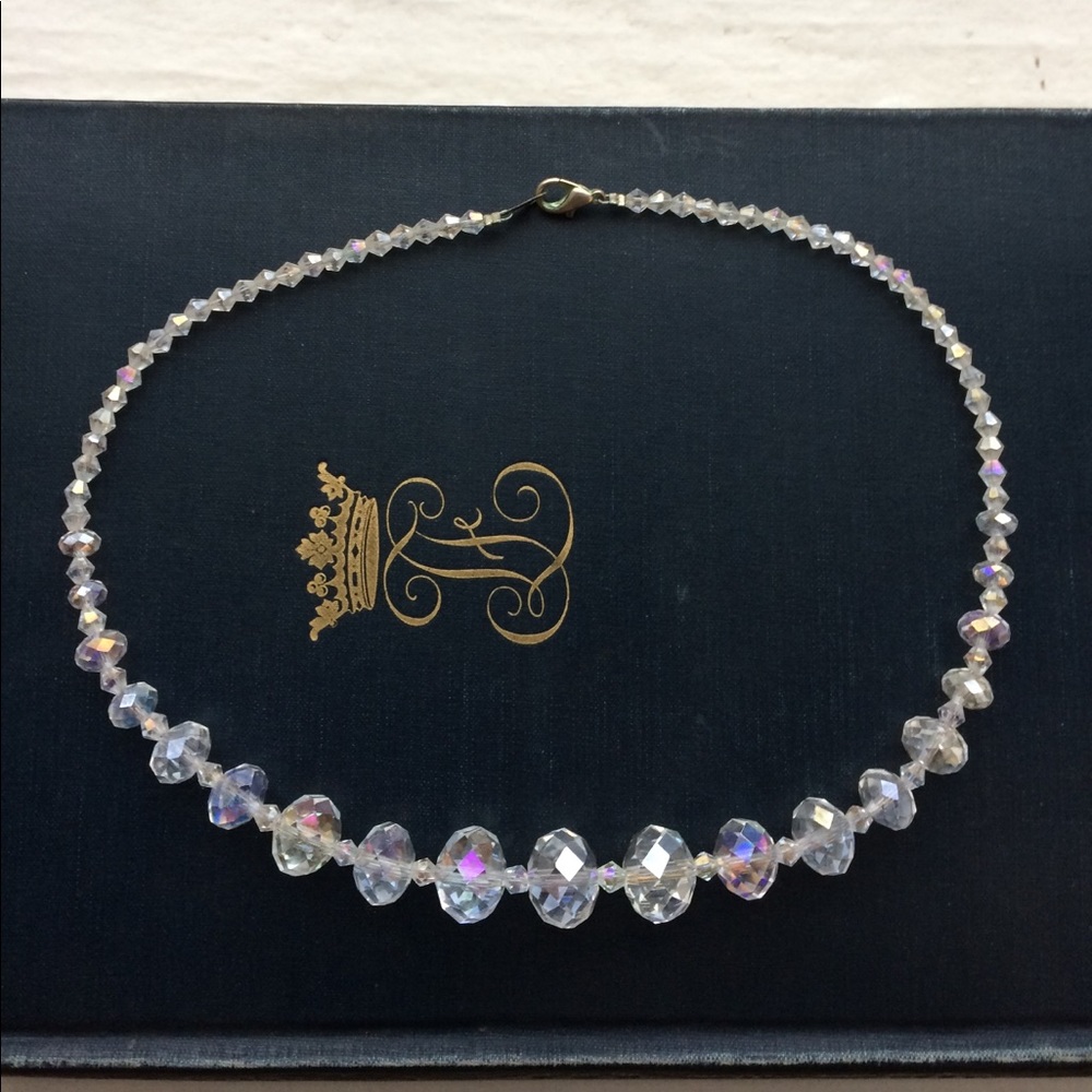 Glass crystal iridescent necklace
