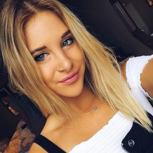 Meet your Posher, Sydney