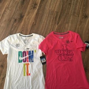 Size Medium Nike Dri Fit Shirts