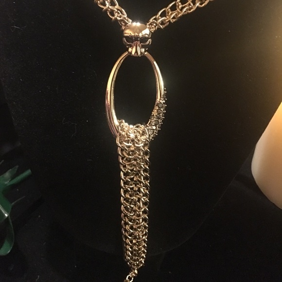 Gold Bebe necklace with oval "cat" pendant - Picture 4 of 7