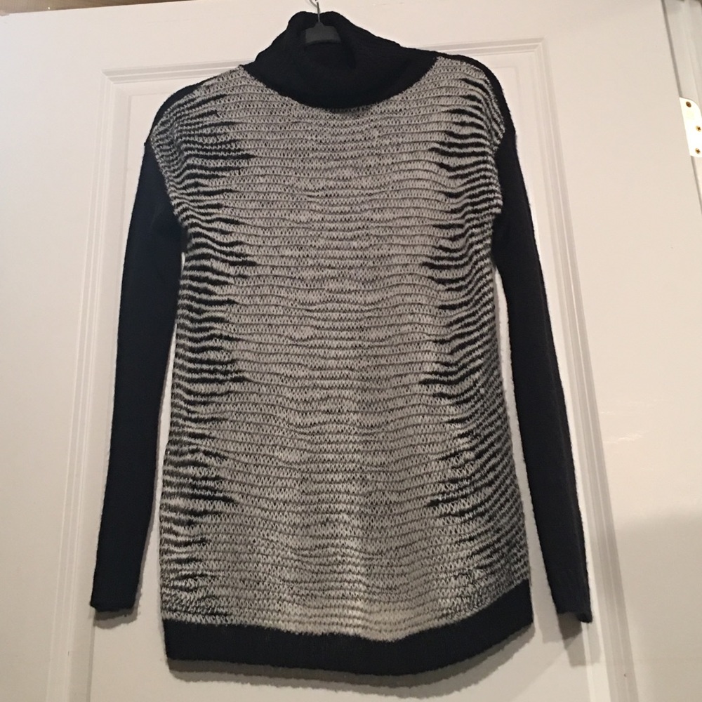 Trouve Women’s XS Sweater