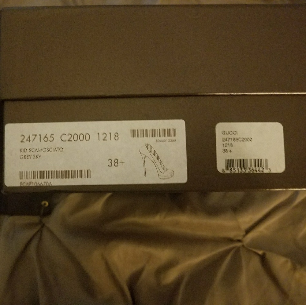 Shoes - Picture 3 of 3
