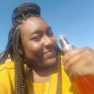 Meet your Posher, Imani