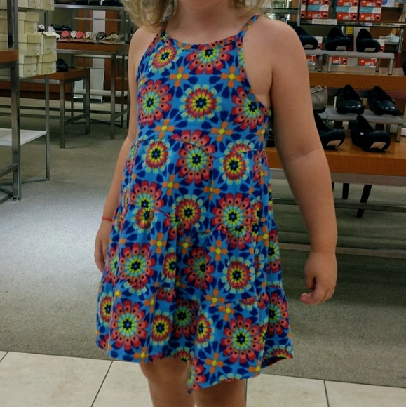 2 dresses! - Picture 7 of 7