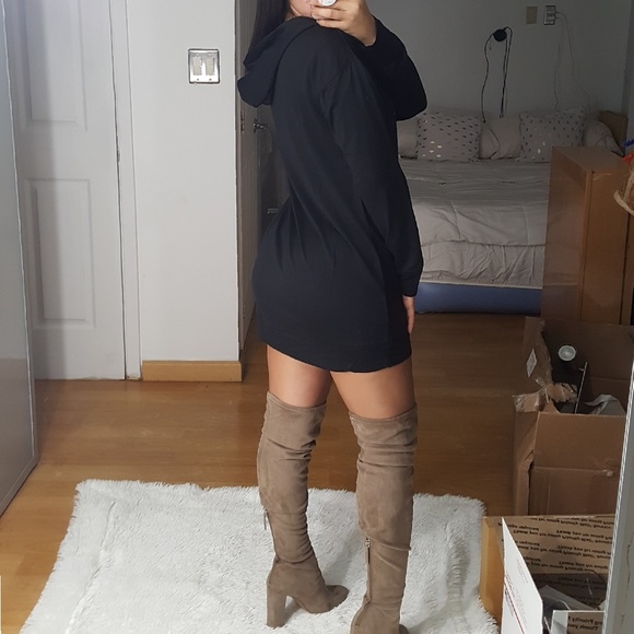 ▪LAST ONE▪"Cold Breeze" Black Hoodie Sweater Dress - Picture 3 of 6