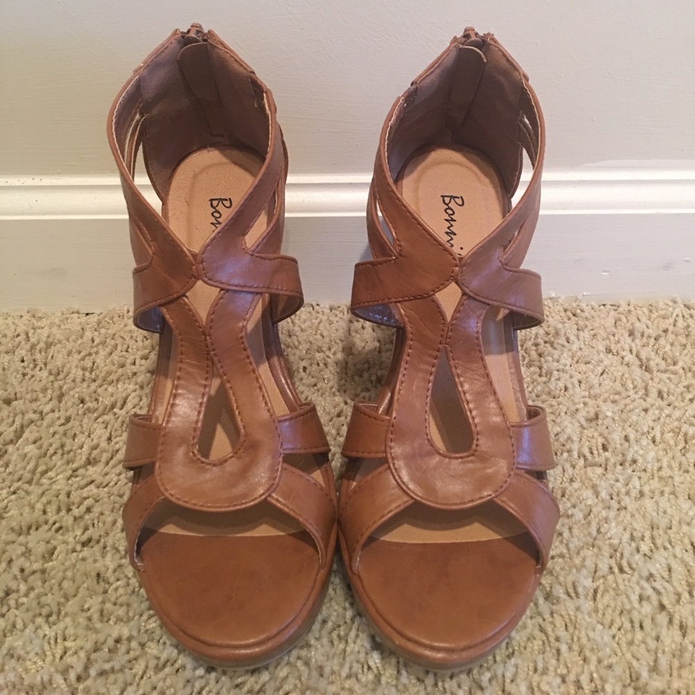 Brown wedges