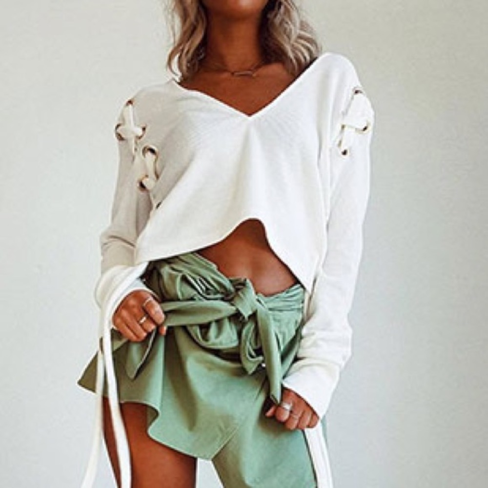 'Mira' Lace Up V-Neck Sweater - Picture 6 of 8