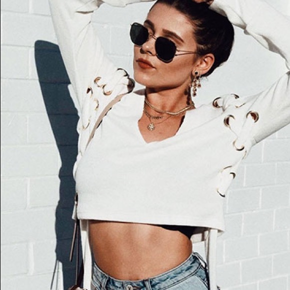 'Mira' Lace Up V-Neck Sweater - Picture 4 of 8