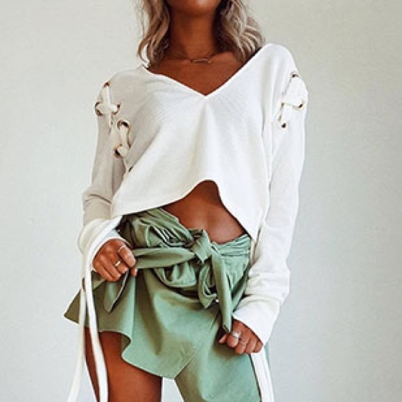 'Mira' Lace Up V-Neck Sweater - Picture 6 of 8