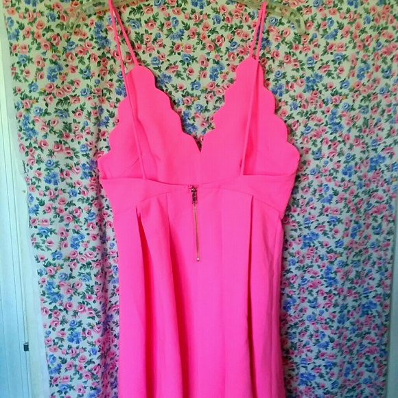 Dress - Picture 2 of 2