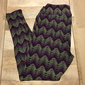 TC Geometric LuLaRoe Leggings