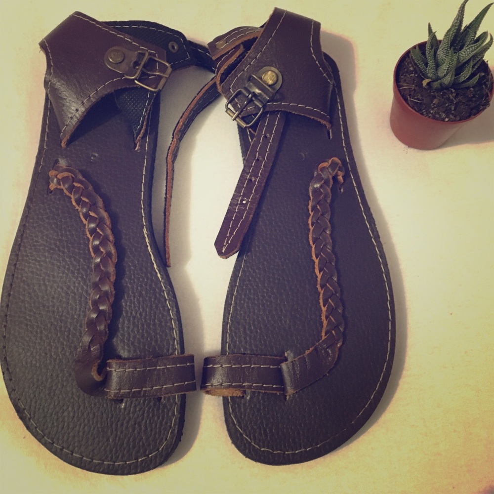 Leather sandals