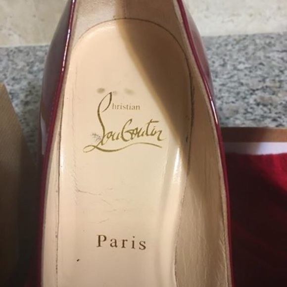 Louboutin red heels - Picture 5 of 5