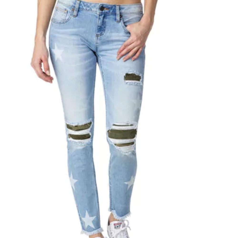 Miss Me Camo Star Jeans NWOT