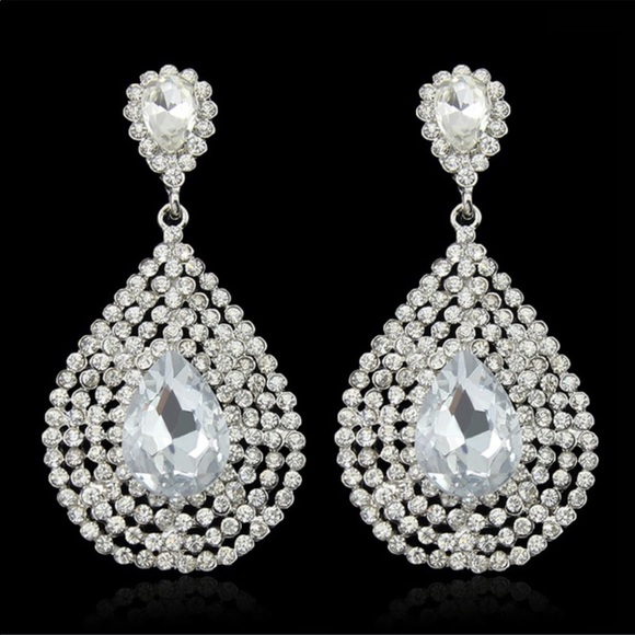 Jewelry - Large earrings crystal silver NWOT