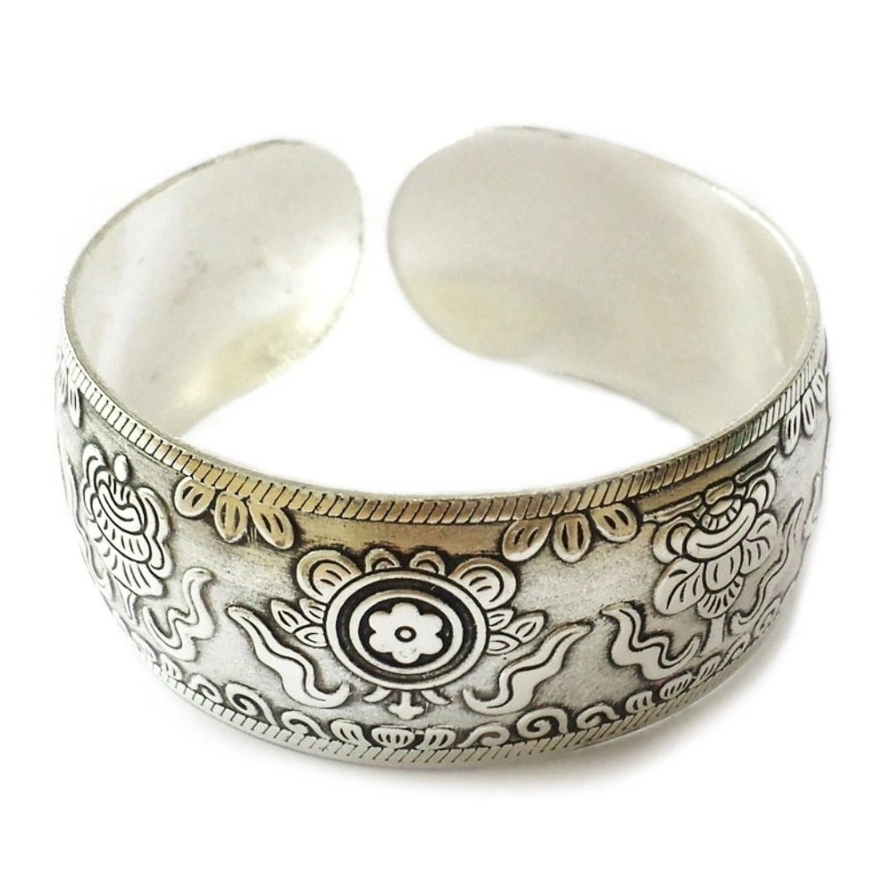 Bracelet Bangle