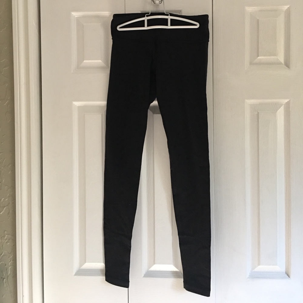Lululemon full length Wunder Under, size 6