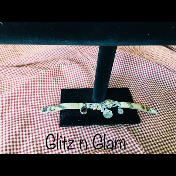 🚨ONLY ONE LEFT🚨..........BRACELET - Picture 8 of 8