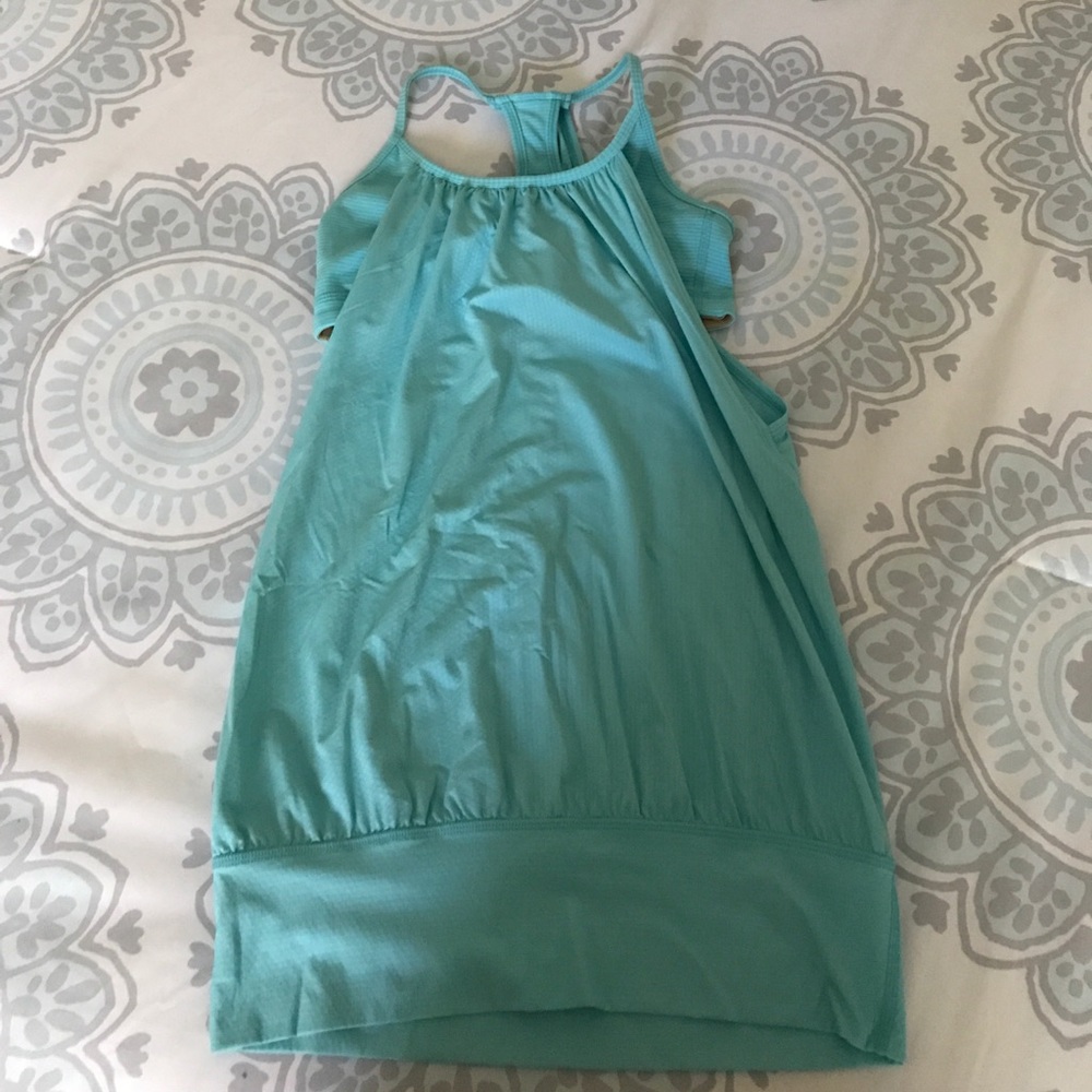 Lululemon top