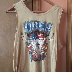 Obey tank